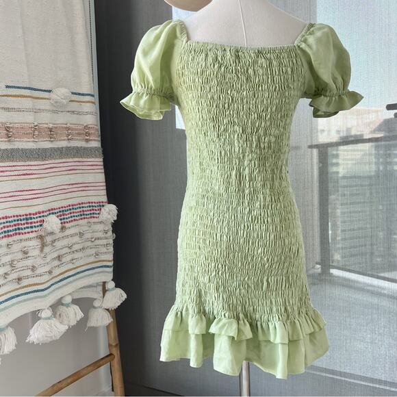 Faithfull The Brand Green 100% Linen Short Puff Sleeve Smocked Mini Dress 8 - Picture 6 of 16